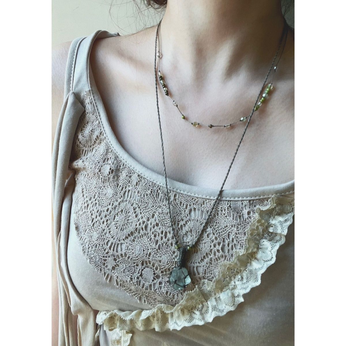 Hand-woven necklace retro versatile crystal necklace