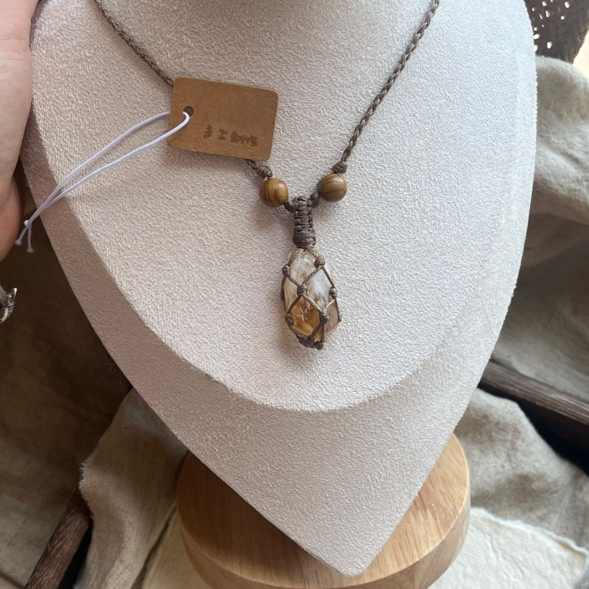 Hand-woven necklace retro versatile crystal necklace